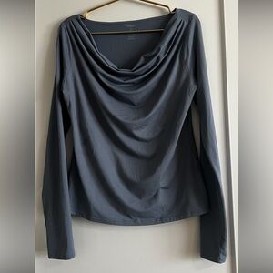 NWOT GIRLFRIEND COLLECTIVE Ayden Cowl
Neck Top In Ocean (Blue) Size Medium